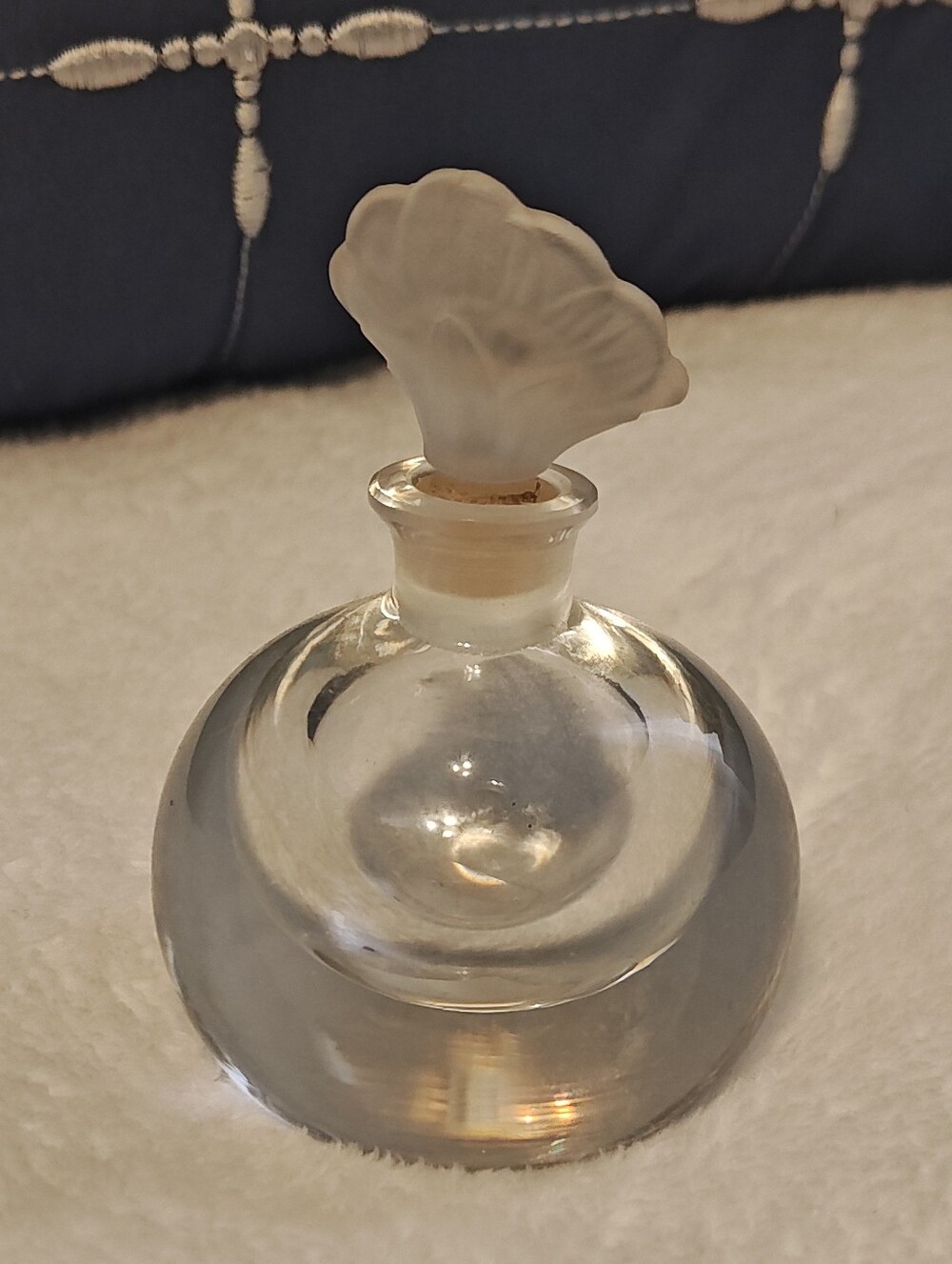 Clear Glass Perfume Bottle with Frosted Floral Stopper